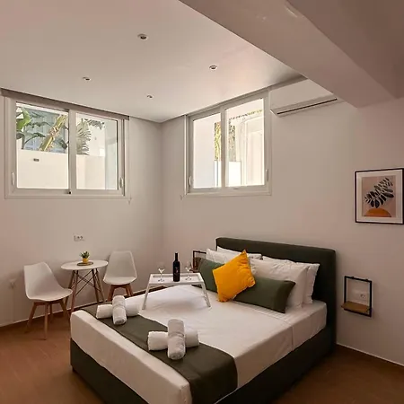 Daedalus Rhodes Center Olive Semi-basement Apartment