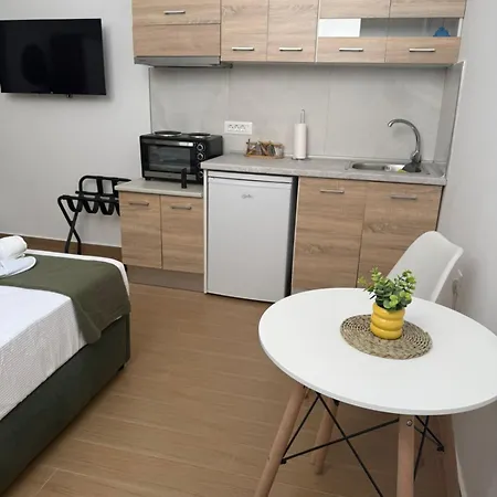 Daedalus Rhodes Center Olive Semi-basement *